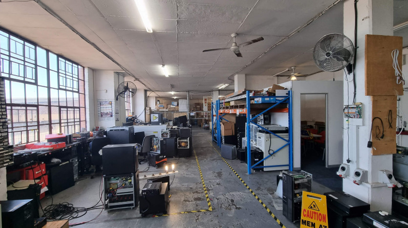 4 Industrial Units in Close Proximity to N3 Property Images
