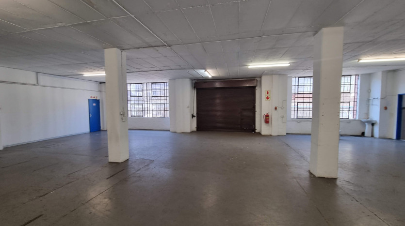 4 Industrial Units in Close Proximity to N3 Property Images