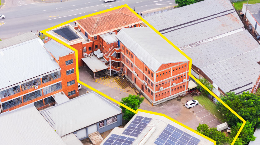 4 Industrial Units in Close Proximity to N3 Property Lead Image
