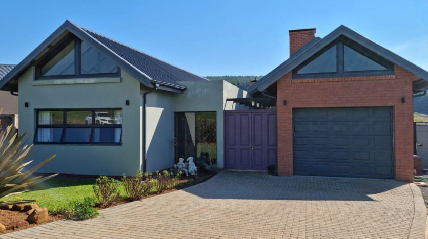 3 Bedroom House in Upmarket Secure Estate Property Lead Image