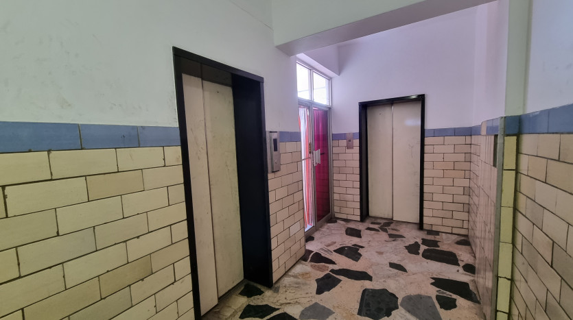 12 Storey Commercial Building Property Images