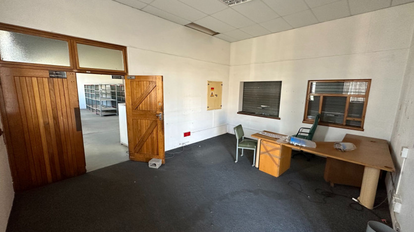 TELKOM PORTFOLIO: Industrial Property In North End Property Images