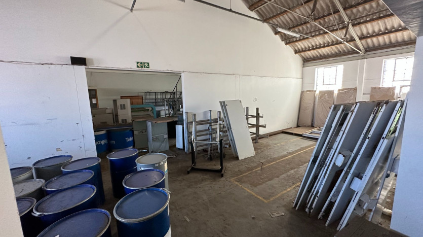 TELKOM PORTFOLIO: Industrial Property In North End Property Images