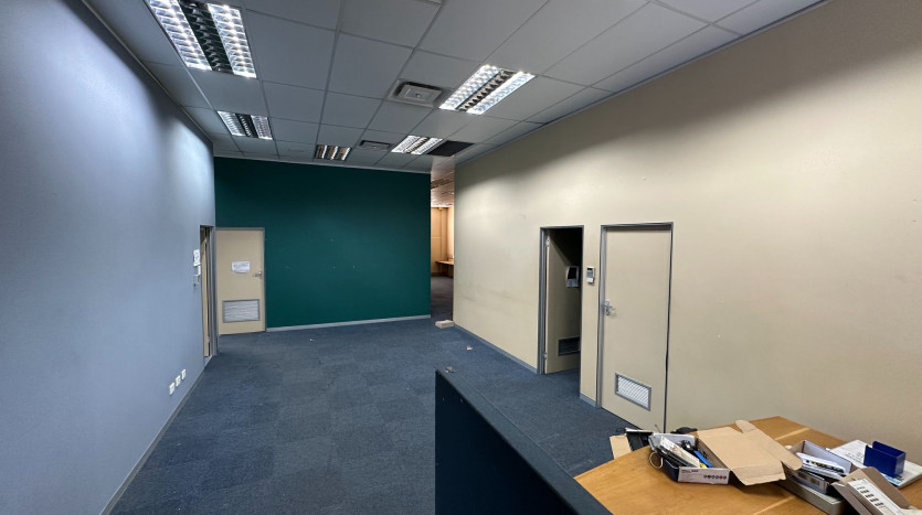 TELKOM PORTFOLIO: Industrial Property In North End Property Images