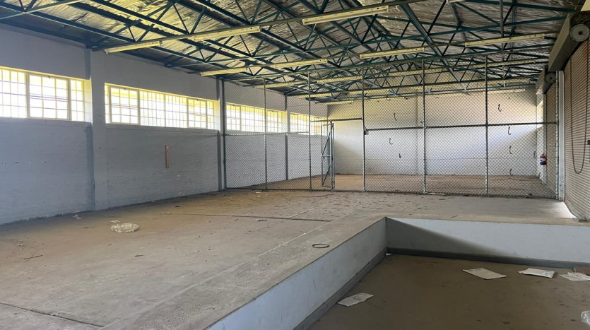 TELKOM PORTFOLIO: Multi-Use Industrial Facility, Uitenhage Property Images