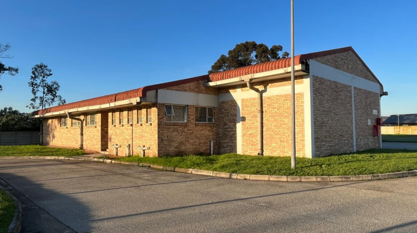 TELKOM PORTFOLIO: Multi-Use Industrial Facility, Uitenhage Property Images
