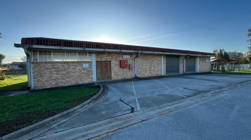 TELKOM PORTFOLIO: Multi-Use Industrial Facility, Uitenhage Property Images