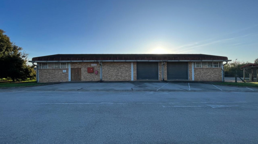TELKOM PORTFOLIO: Multi-Use Industrial Facility, Uitenhage Property Images