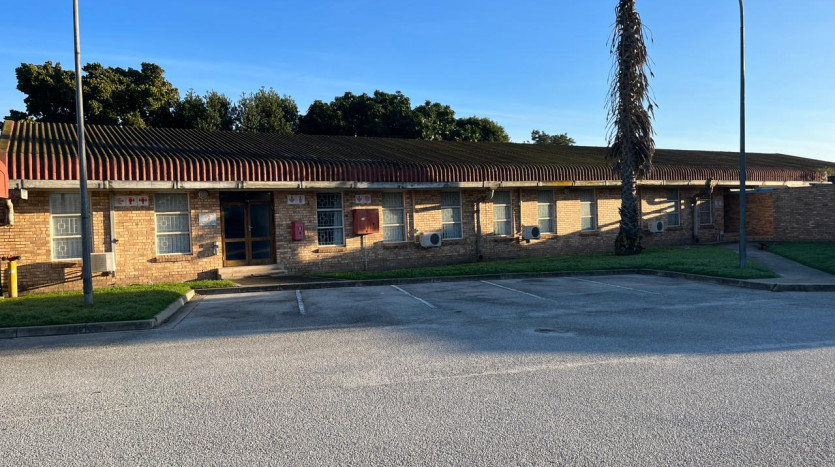 TELKOM PORTFOLIO: Multi-Use Industrial Facility, Uitenhage Property Images