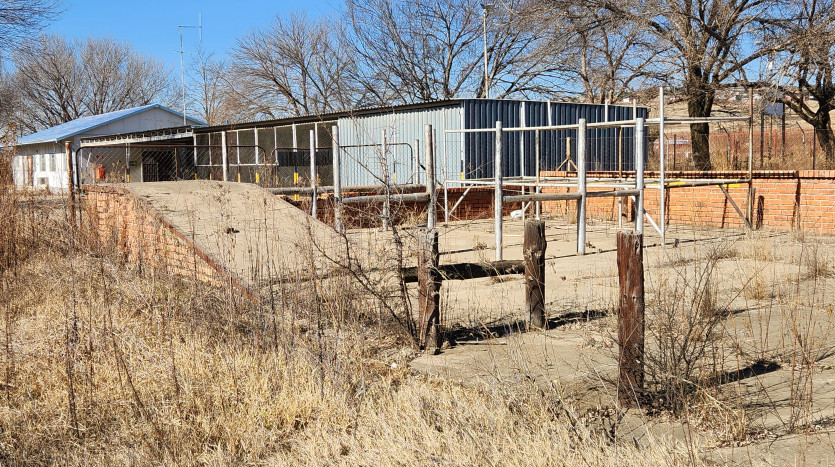 TELKOM PORTFOLIO: Re-development Property in Ficksburg Property Images
