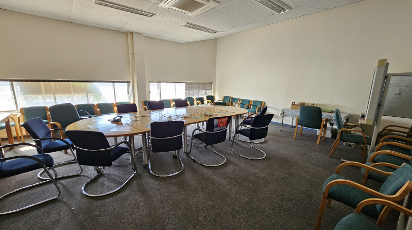 TELKOM PORTFOLIO: Multi-Storey Office Building Property Images