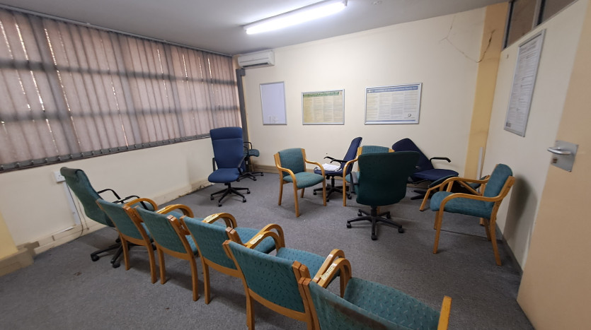 TELKOM PORTFOLIO: Large Industrial Property with Various Outbuildings Property Images