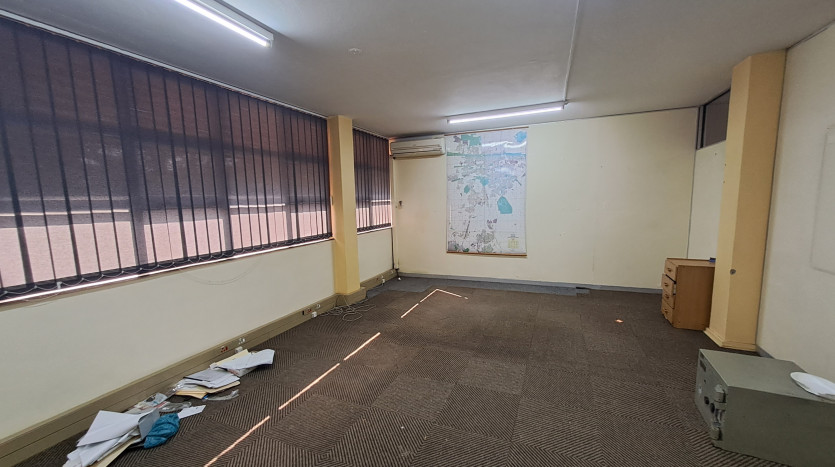 TELKOM PORTFOLIO: Large Industrial Property with Various Outbuildings Property Images