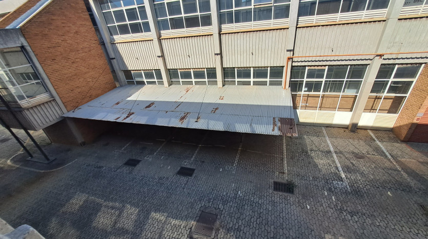 TELKOM PORTFOLIO: Large Industrial Property with Various Outbuildings Property Images