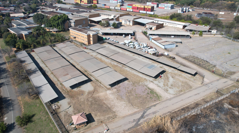 TELKOM PORTFOLIO: Large Industrial Property with Various Outbuildings Property Images