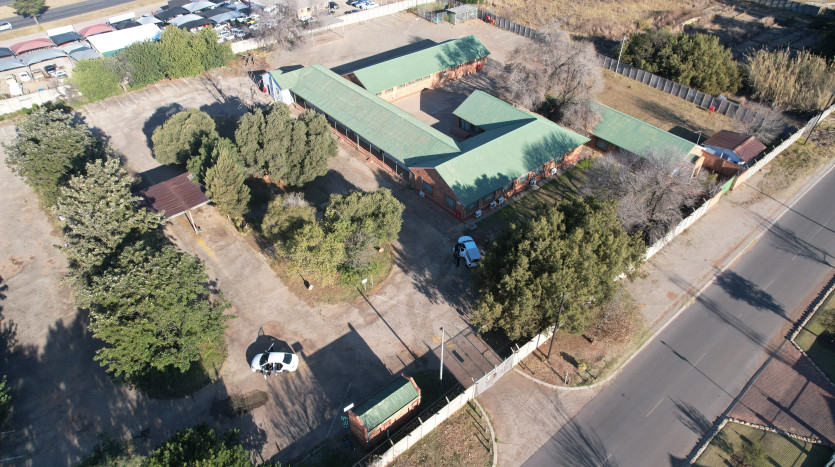 TELKOM PORTFOLIO: Large Property Ideal for Re-development Property Images