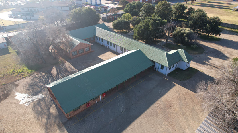 TELKOM PORTFOLIO: Large Property Ideal for Re-development Property Images
