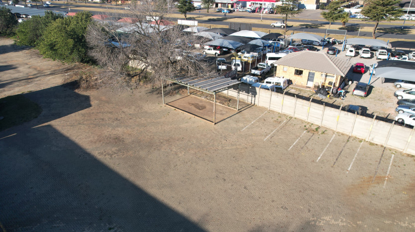 TELKOM PORTFOLIO: Large Property Ideal for Re-development Property Images