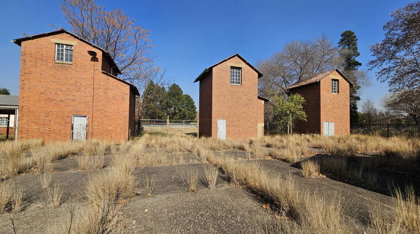 TELKOM PORTFOLIO: Large Warehouse/Workshop in Vereeniging Property Images