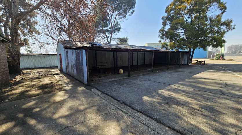 TELKOM PORTFOLIO: Large Warehouse/Workshop in Vereeniging Property Images