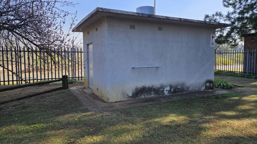 TELKOM PORTFOLIO: Large Warehouse/Workshop in Vereeniging Property Images