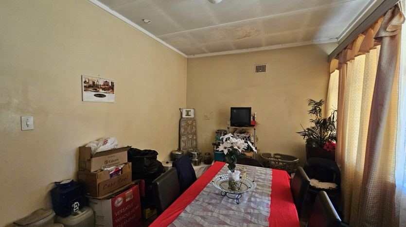 TELKOM PORTFOLIO: Large Residential Estate with 28 Residential Units Property Images