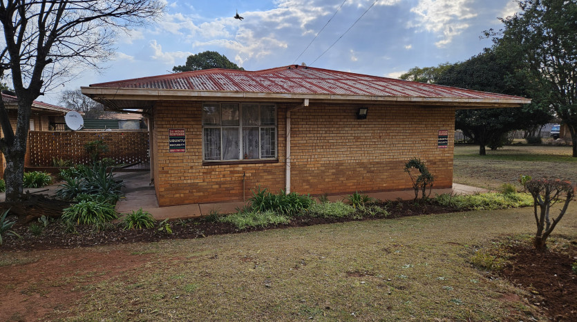 TELKOM PORTFOLIO: Large Residential Estate with 28 Residential Units Property Images