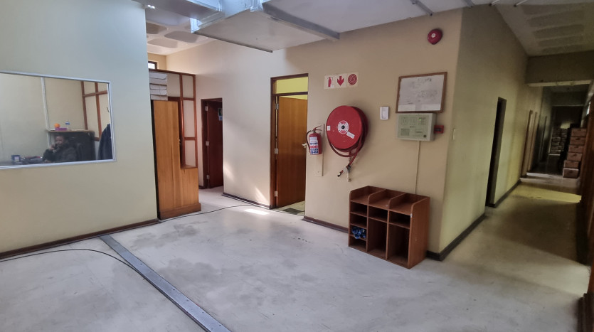 TELKOM PORTFOLIO: Frontline Industrial Building in Mobeni, Durban Property Images