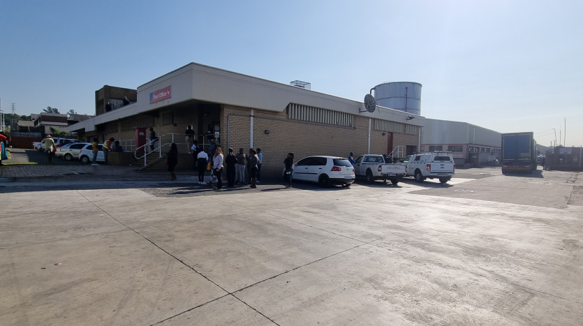 TELKOM PORTFOLIO: Frontline Industrial Building in Mobeni, Durban Property Images