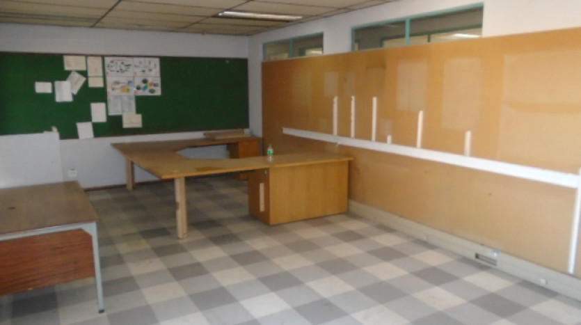 TELKOM PORTFOLIO: Large Industrial Property with Various Outbuildings, Standerton Property Images