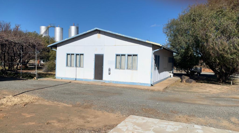 TELKOM PORTFOLIO: Industrial Property in De Aar, Northern Cape Property Images