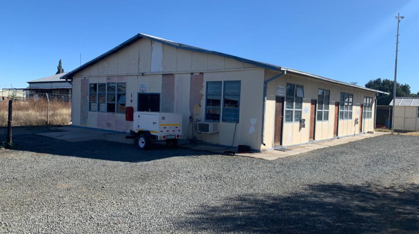 TELKOM PORTFOLIO: Industrial Property in De Aar, Northern Cape Property Images