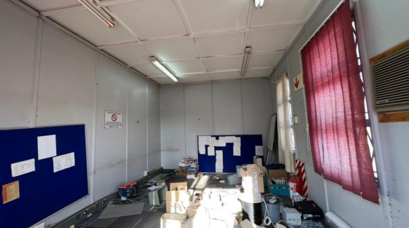 TELKOM PORTFOLIO: Large Industrial Property in Upington Property Images
