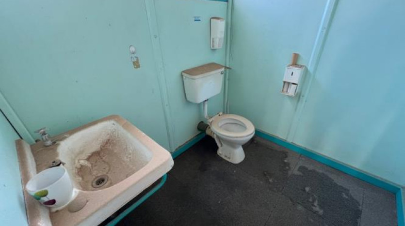 TELKOM PORTFOLIO: Large Industrial Property in Upington Property Images