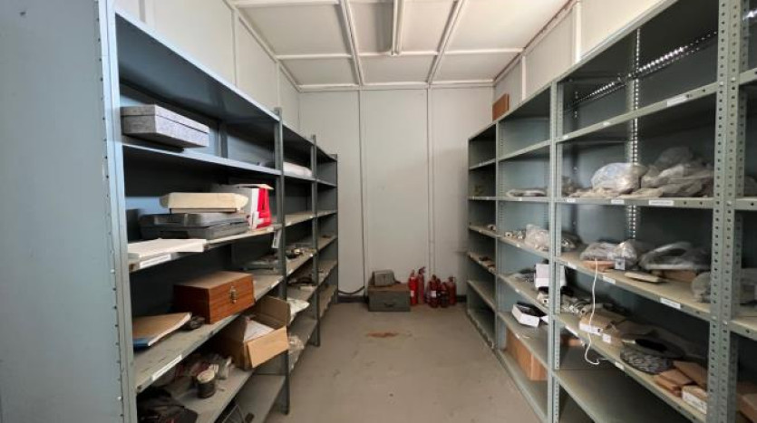 TELKOM PORTFOLIO: Large Industrial Property in Upington Property Images