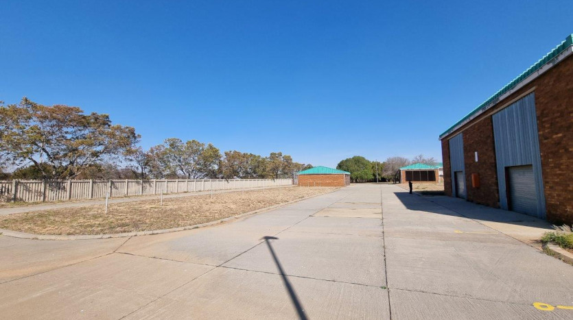 TELKOM PORTFOLIO: Industrial Property in Klerksdorp Property Images