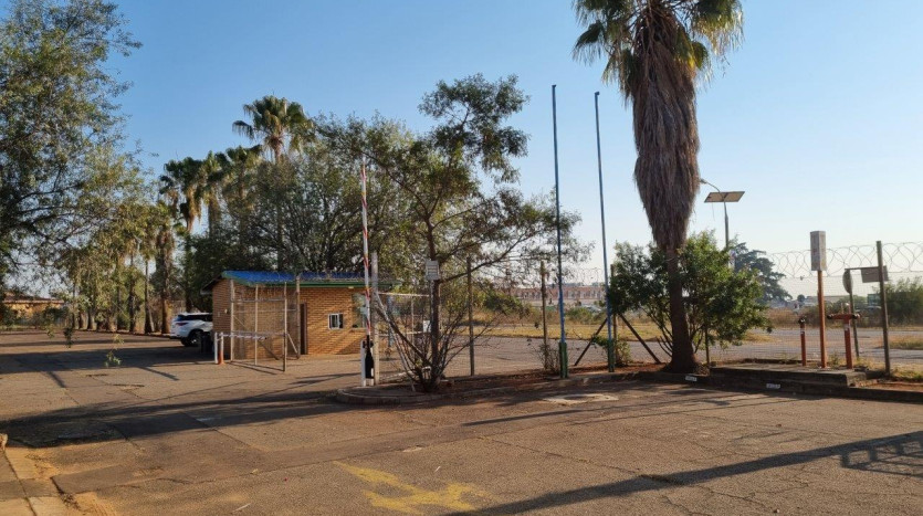 TELKOM PORTFOLIO: Property with Further Development Opportunity in Rustenburg Property Images