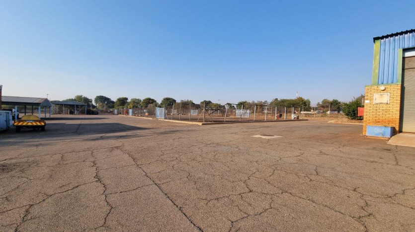 TELKOM PORTFOLIO: Property with Further Development Opportunity in Rustenburg Property Images