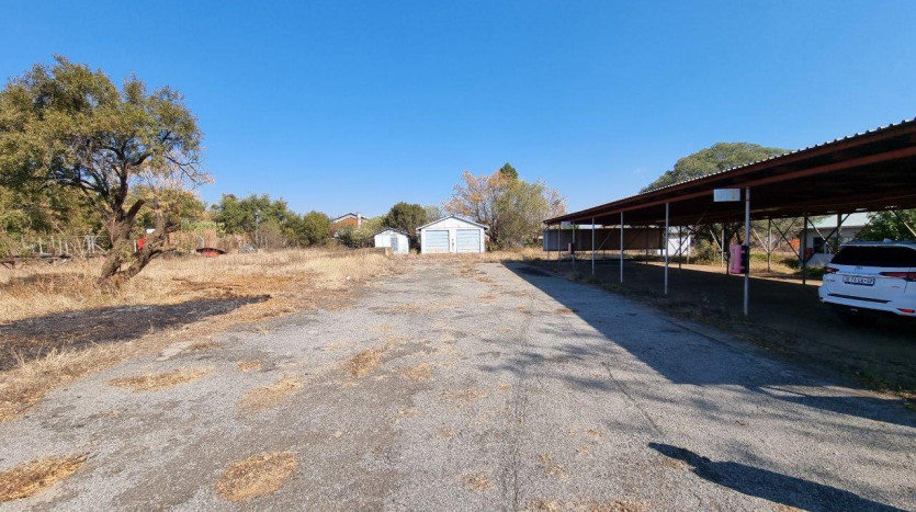 TELKOM PORTFOLIO: Industrial Property in Zeerust Property Images