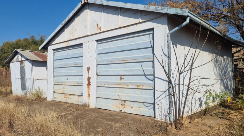 TELKOM PORTFOLIO: Industrial Property in Zeerust Property Images
