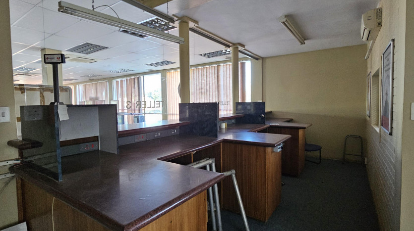 TELKOM PORTFOLIO: Prominent Retail Building in Kraaifontein Property Images
