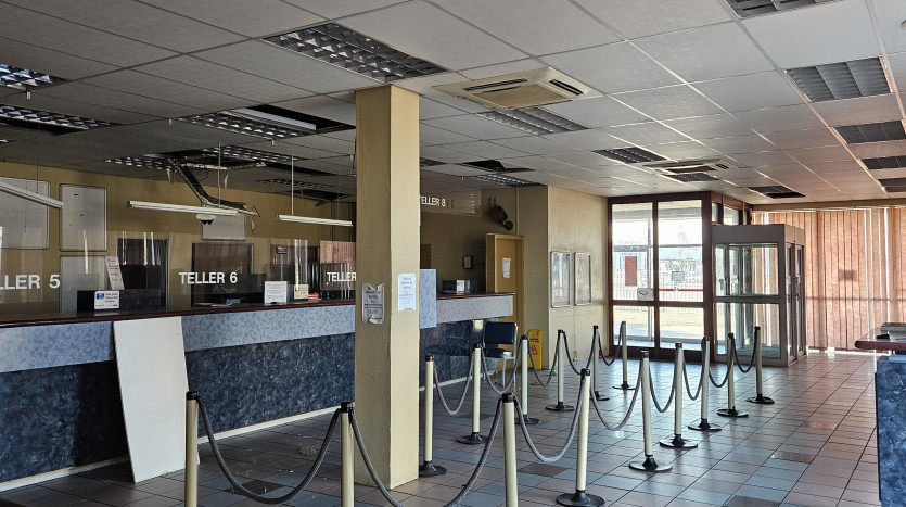 TELKOM PORTFOLIO: Prominent Retail Building in Kraaifontein Property Images