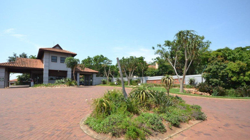 Large site in Hilltop Private Estate Property Lead Image