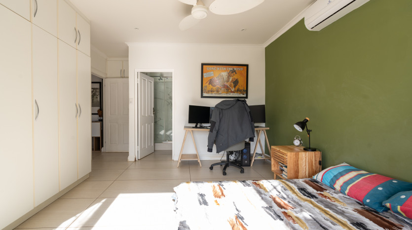 Pet Friendly Complex Living in La Lucia Property Images
