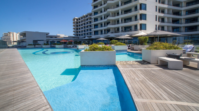 Spectacular Apartment in The Pearls Sky of Umhlanga Property Images