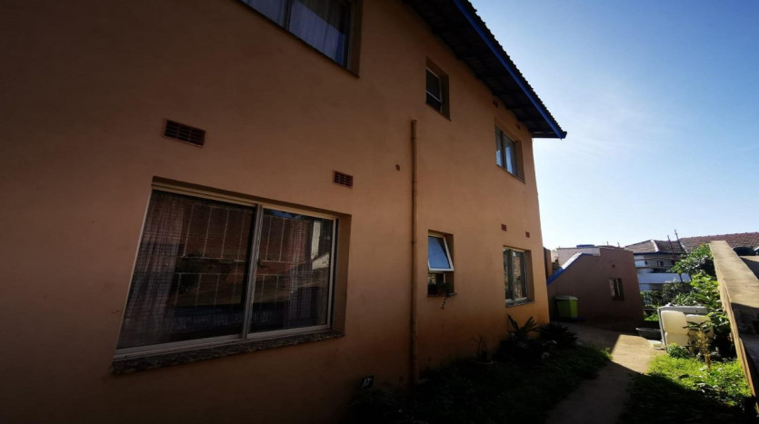 Development Opportunity for 17 Units Property Images