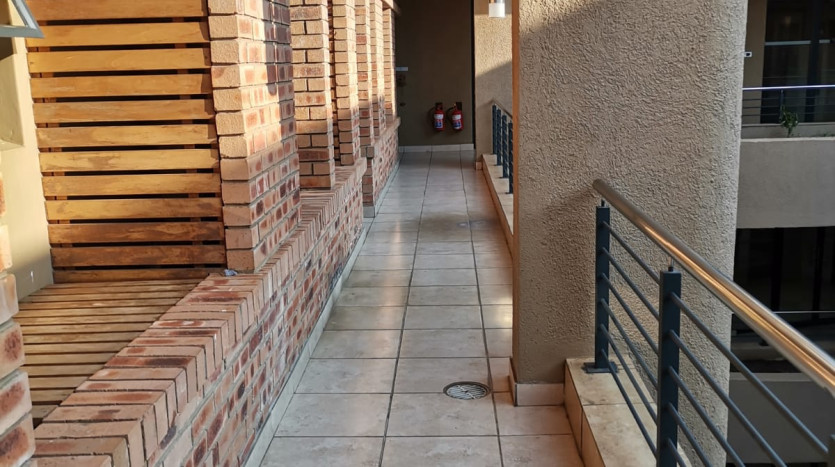 4 Bedroom Penthouse Opposite Gateway Property Images