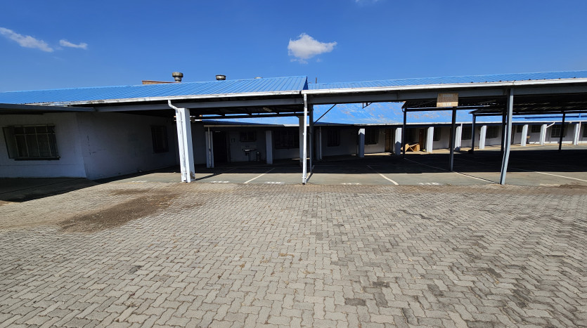 TELKOM PORTFOLIO: Large Industrial Property in Village Deep Property Images