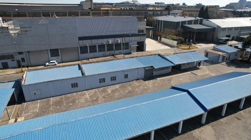 TELKOM PORTFOLIO: Large Industrial Property in Village Deep Property Images