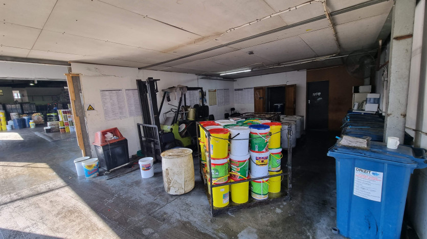 Industrial Premises in Complex Property Images